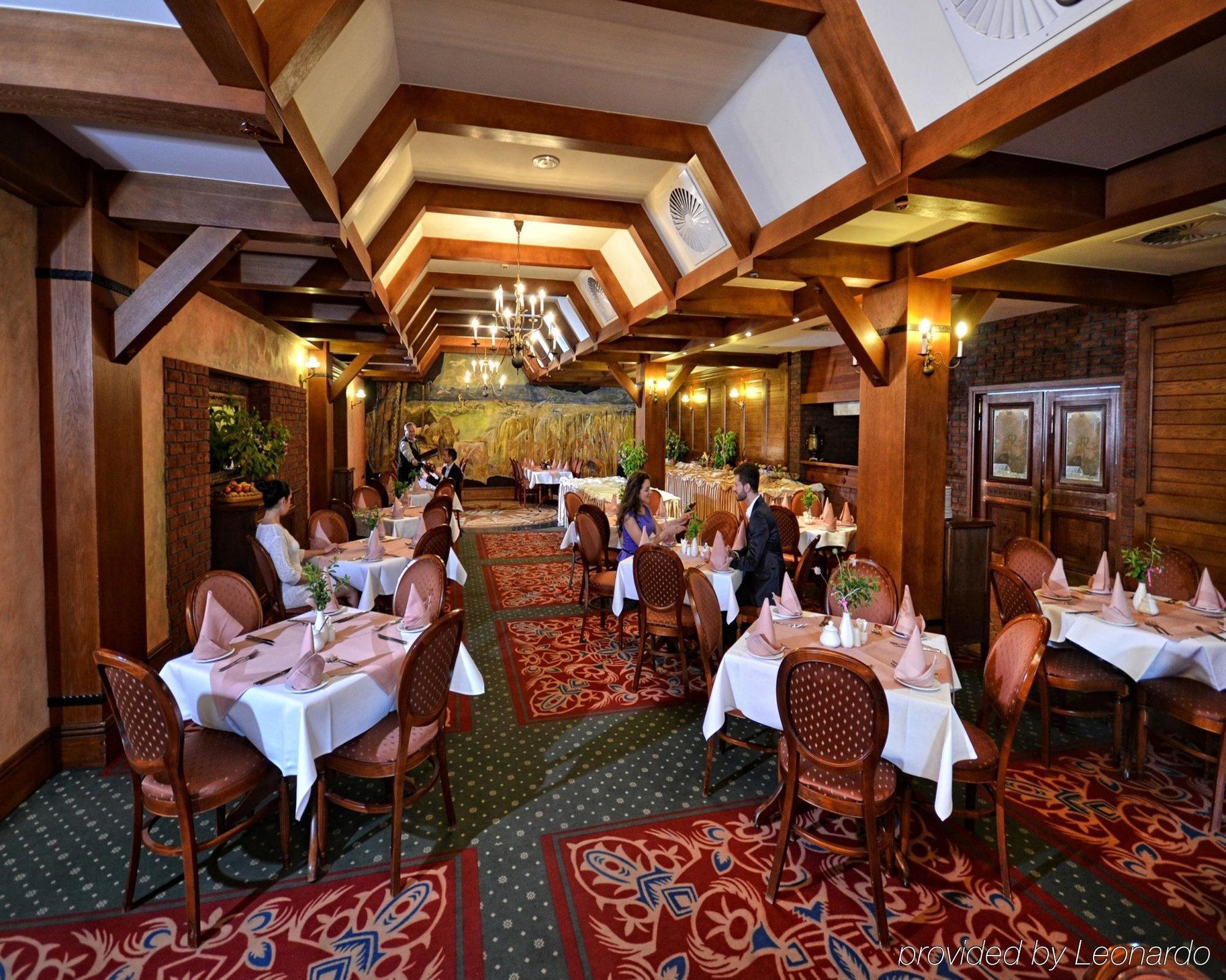 Hotel Zubrowka Spa & Wellness Беловеж Экстерьер фото