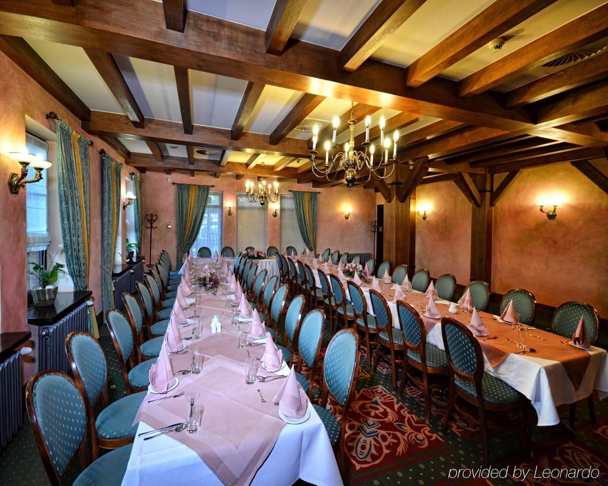 Hotel Zubrowka Spa & Wellness Беловеж Экстерьер фото